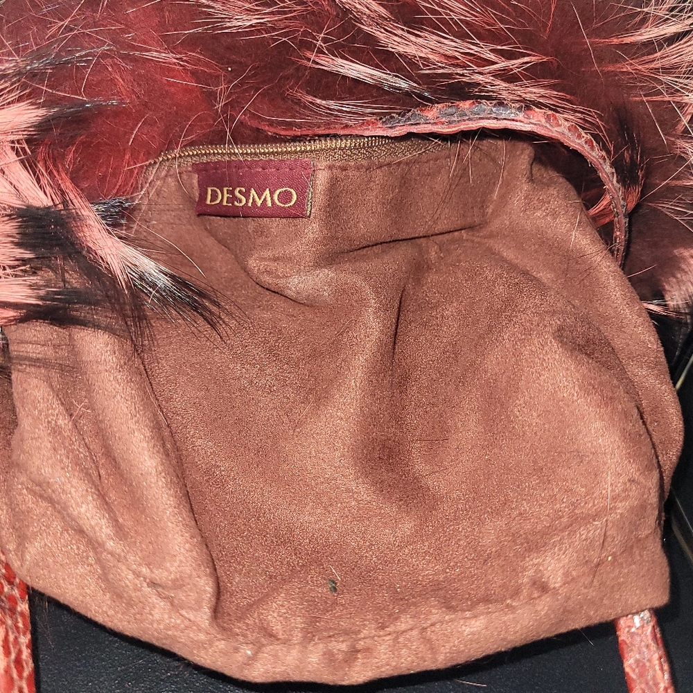 Desmo Handbag - Picture 3 of 5